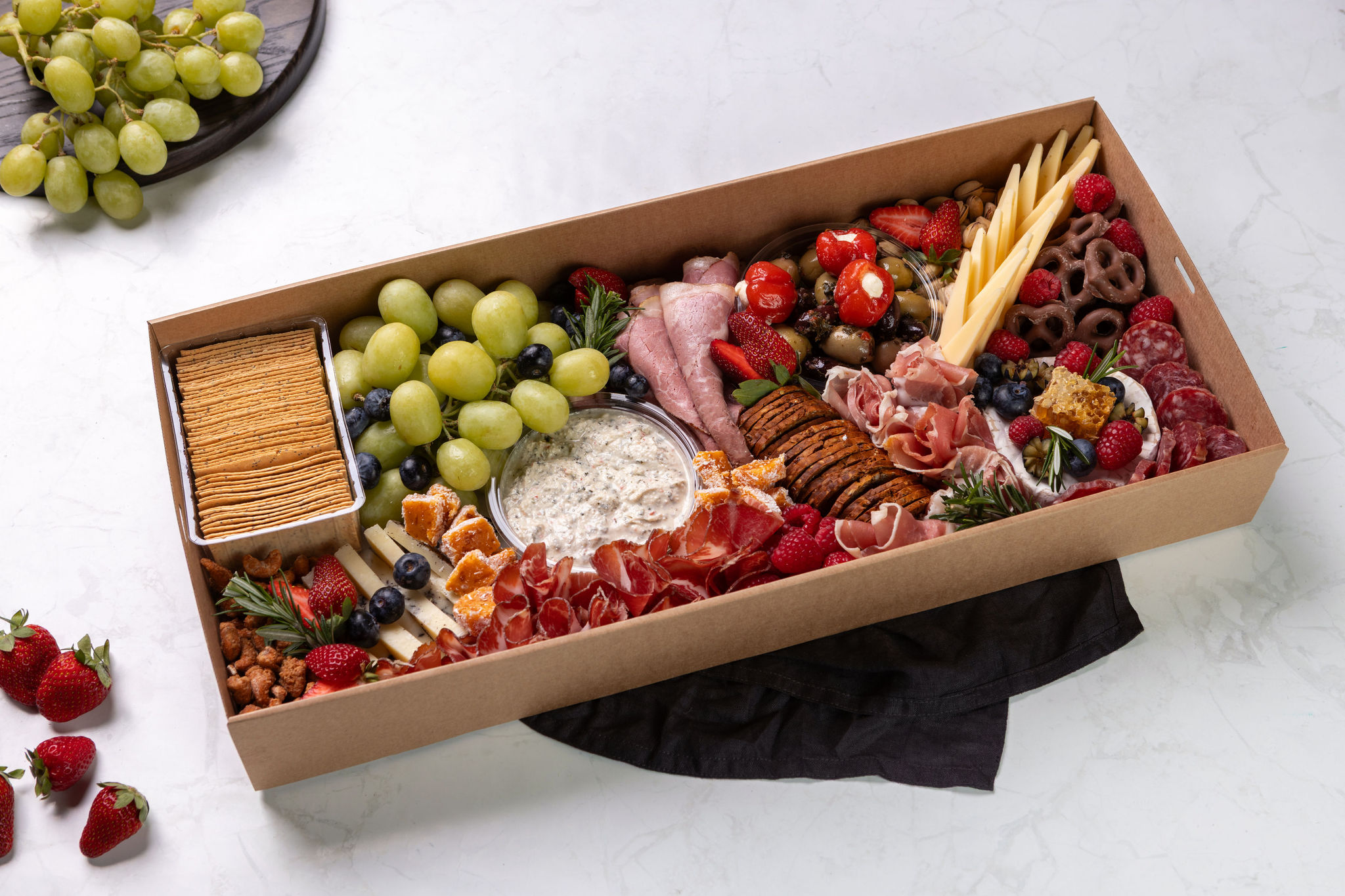 TH 2509 11 The Boss Grazing Board The Boss Grazing Board