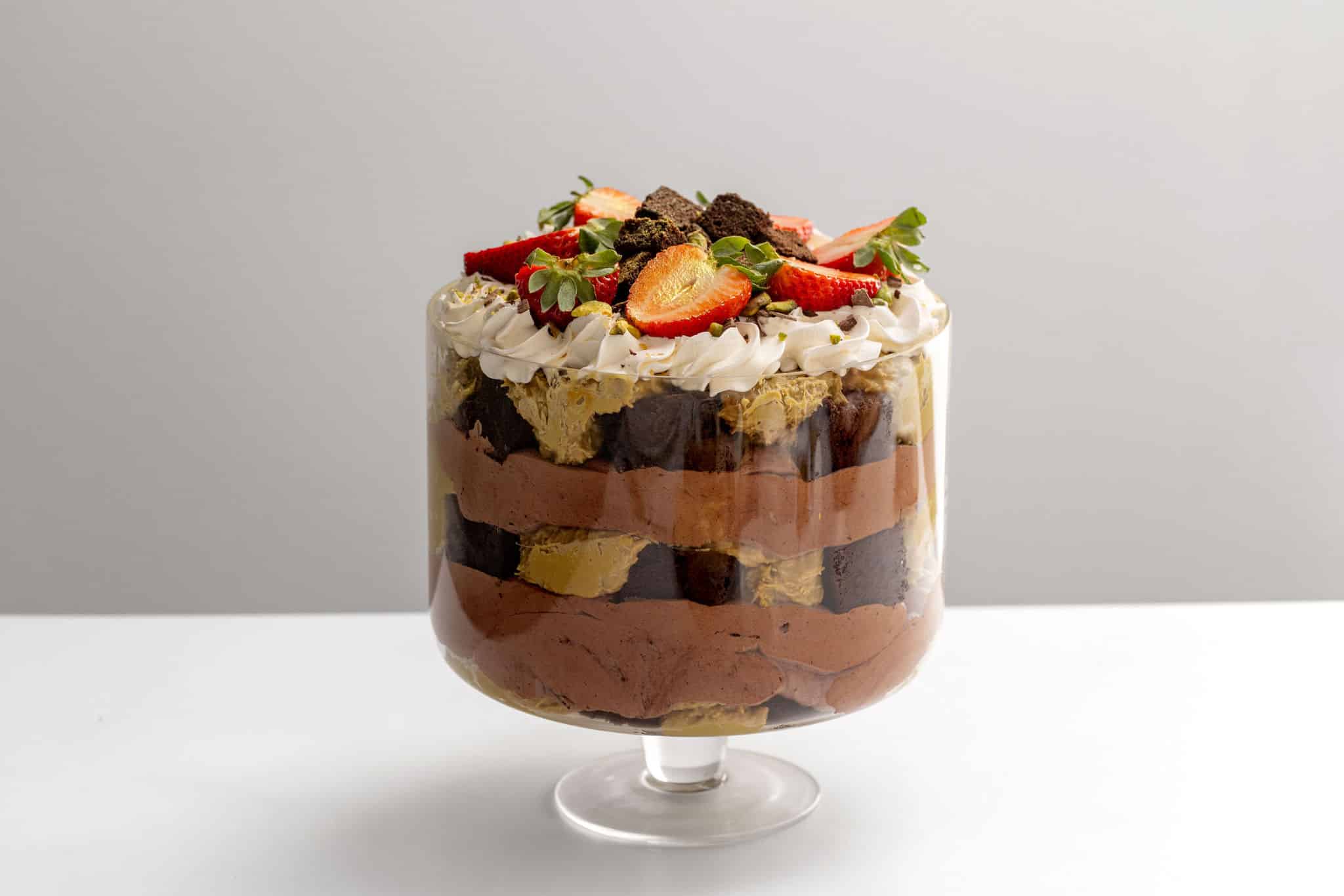 TH 2510 79 Dubai Chocolate Trifle TH 2510 79 Dubai Chocolate Trifle